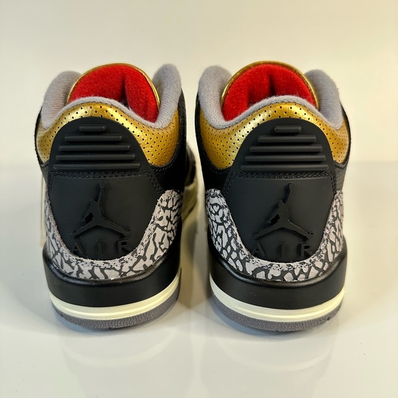 Nike Jordan 3, women’s size 6, brand new box is missing lid - Picture 9 of 10